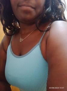 602004323: Chica busca chico en Badajoz