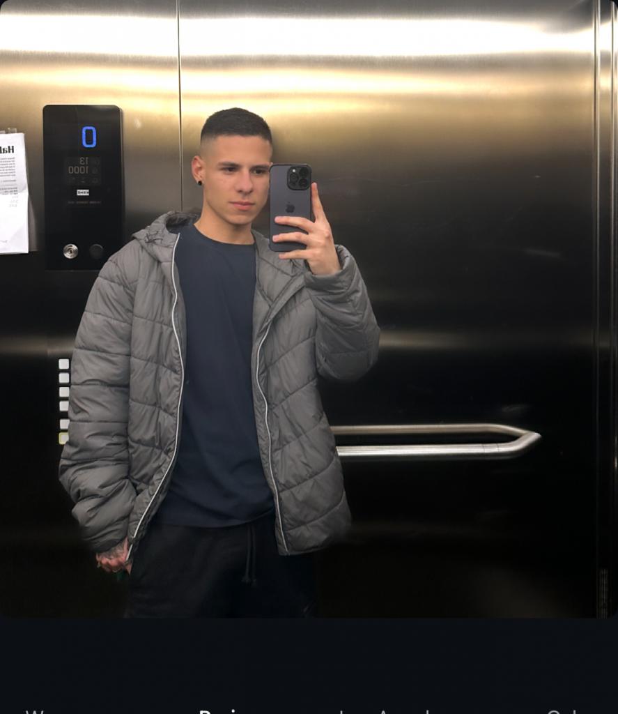 662632064: Chico busca chica en Valencia