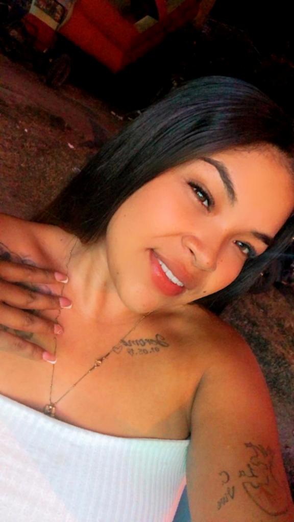 Chica busca chico en Granada: 