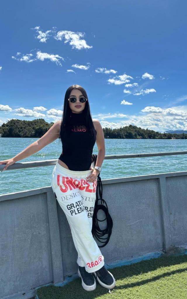 Chica busca chico en Murcia: 