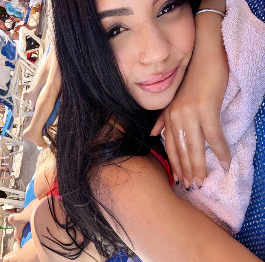 634083976: Chica busca chico en Las Palmas