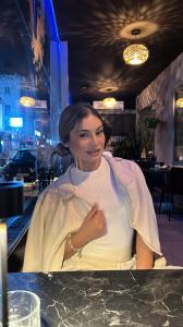 631951244: Chica busca chico en Gerona