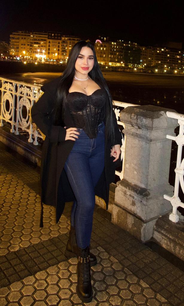 Chica busca chico en Sevilla: 