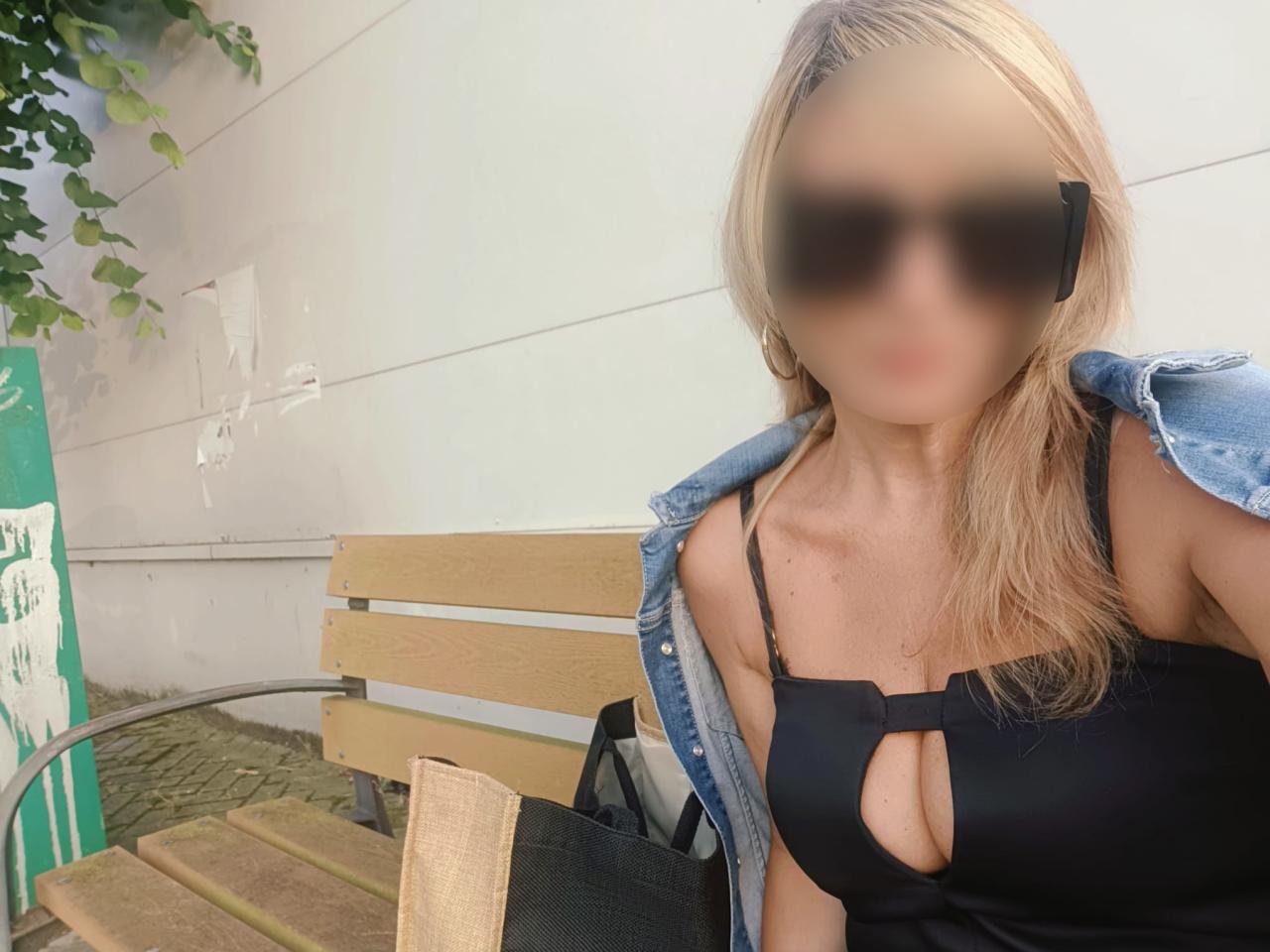 672959903: Chica busca chico en Cantabria