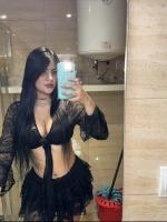 631795047: Chica busca chico en Málaga