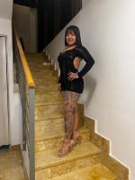 633917228: Chica busca chico en Madrid
