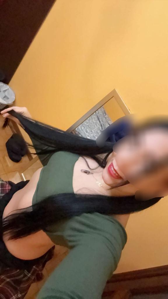 613169855: Chica busca chico en Madrid