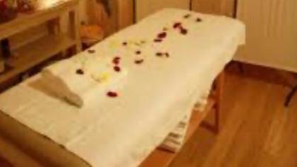 613947725: Chica busca chico en Menorca