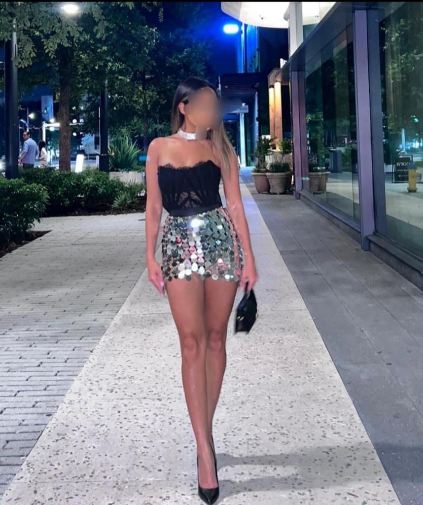 Chica busca chico en Tenerife: 