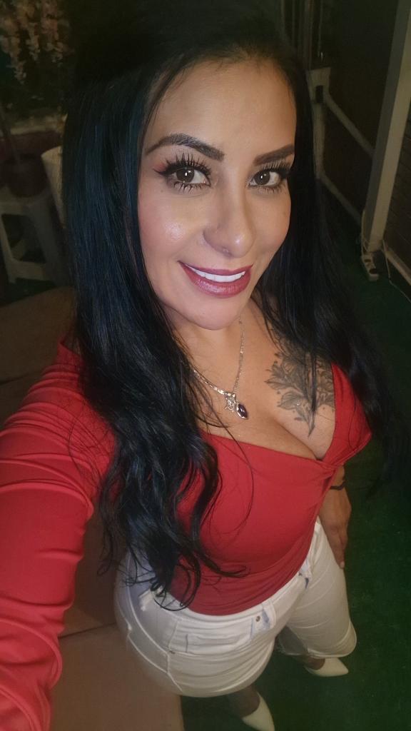 623157553: Chica busca chico en León