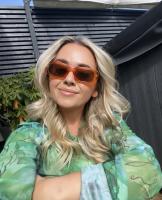 643873037: Chica busca chico en Madrid