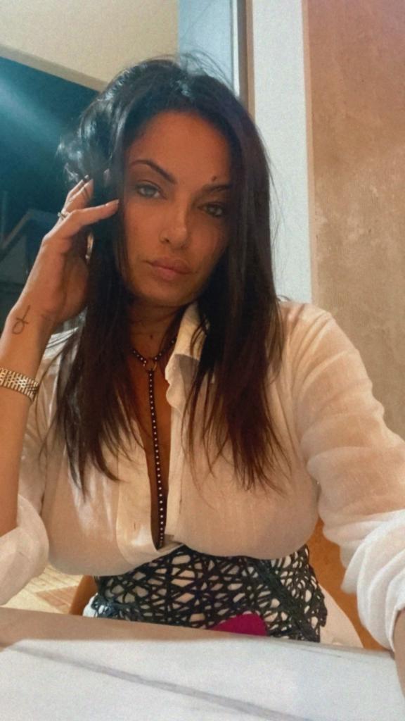 613503977: Chica busca chico en Madrid