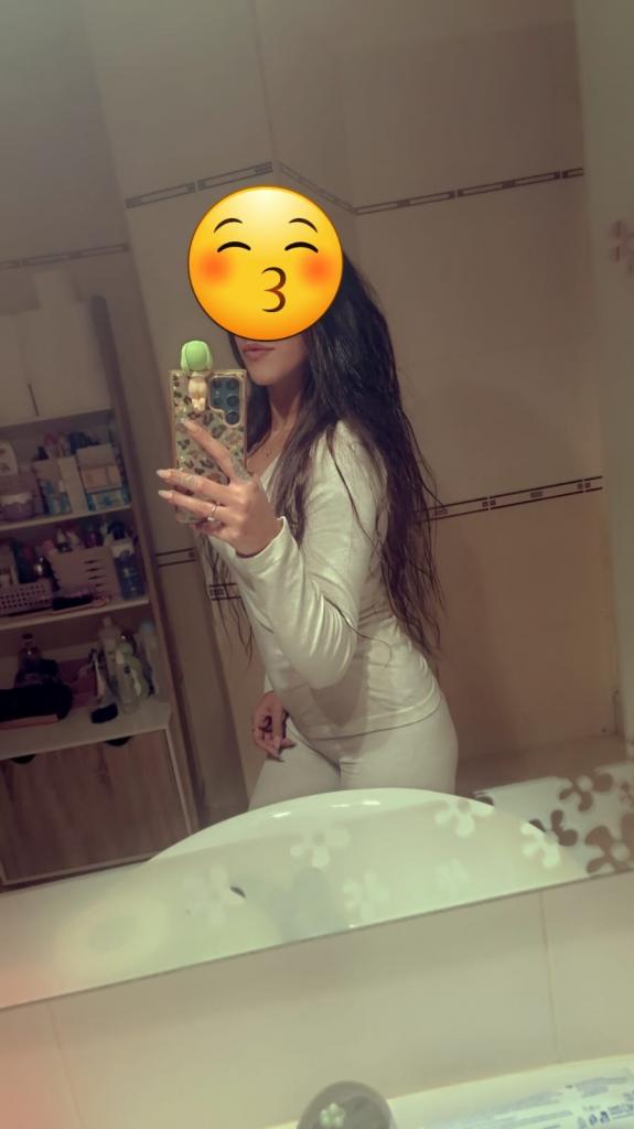 604906845: Chica busca chico en Valencia