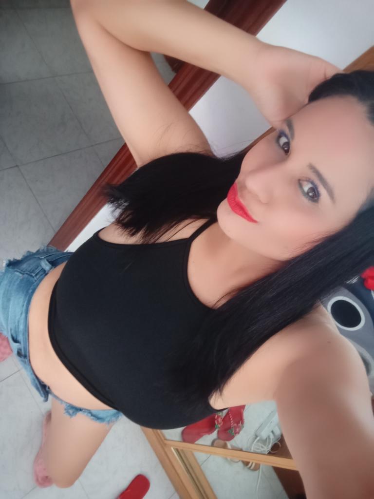 643625291: Chica busca chico en Navarra