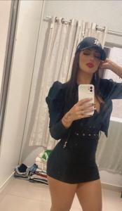 631678885: Chica busca chico en Albacete