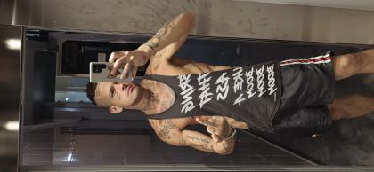 675565463: Chica busca chico en Barcelona