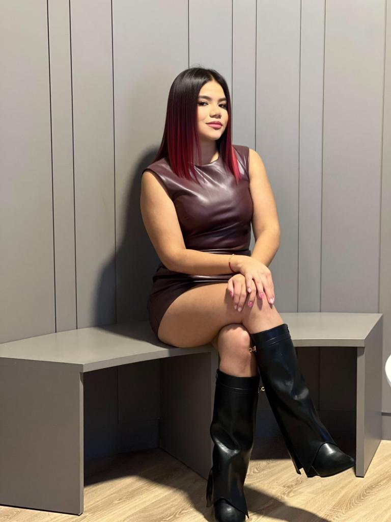 Chica busca chico en Toledo: Chica busca chico