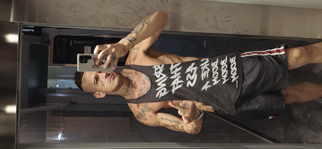 675565463: Chica busca chico en Barcelona