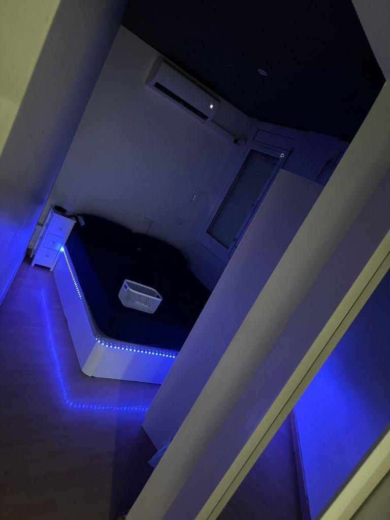 674624215:  en Barcelona