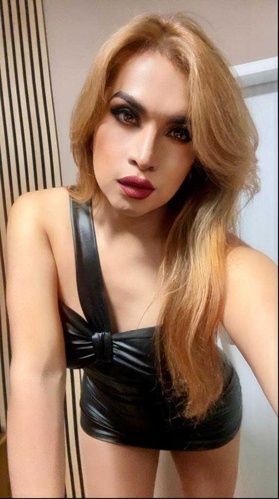 641390791: Transexual en Zaragoza