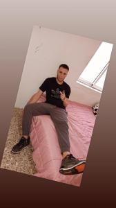 613804021: Chico busca chica en Zaragoza