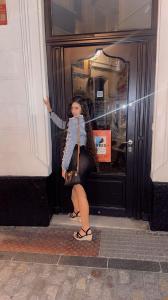 641969869: Chica busca chico en Sevilla