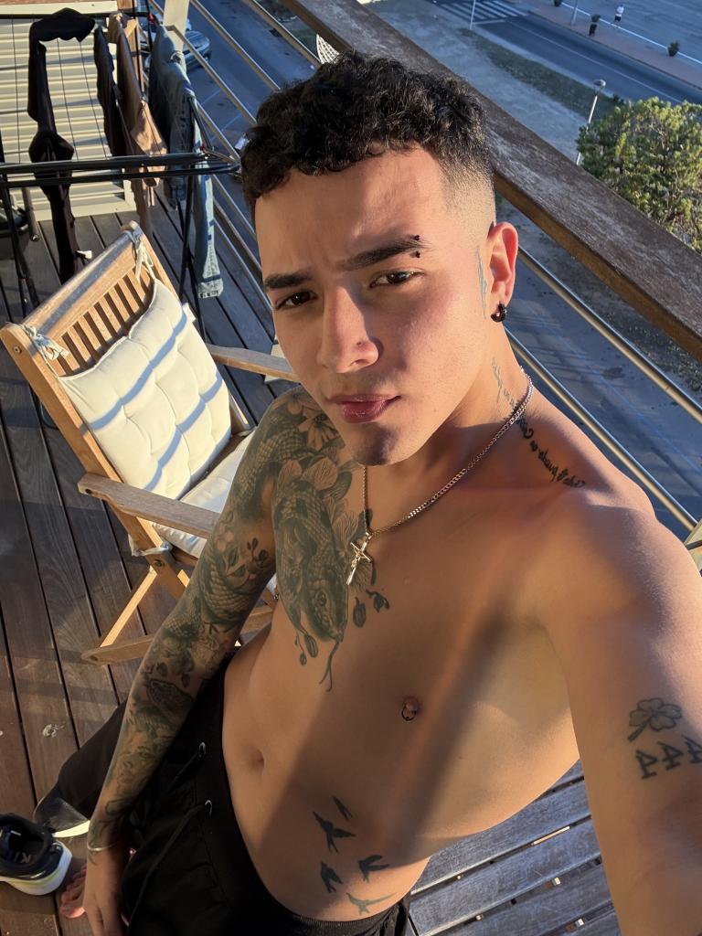 Chico busca chica en Tarragona: 