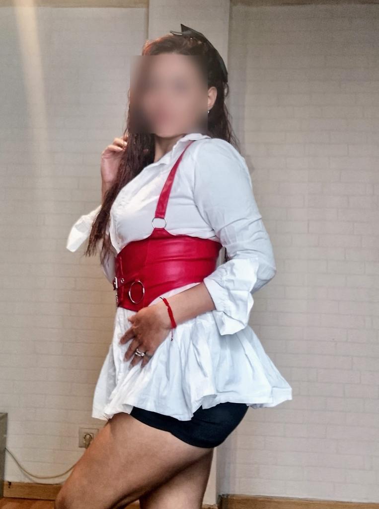 634058947: Chica busca chico en Burgos