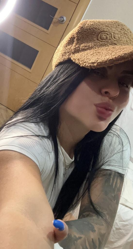 Chica busca chico en Tenerife: 