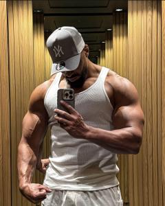 671854137: Chico busca chica en Madrid