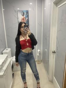 674988319: Chica busca chico en Alicante