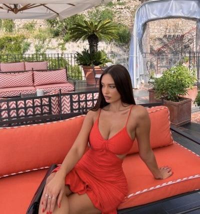 Chica busca chico en Alicante: 