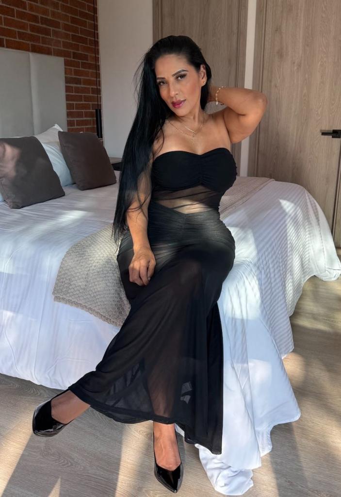 Chica busca chico en Málaga: Chica busca chico