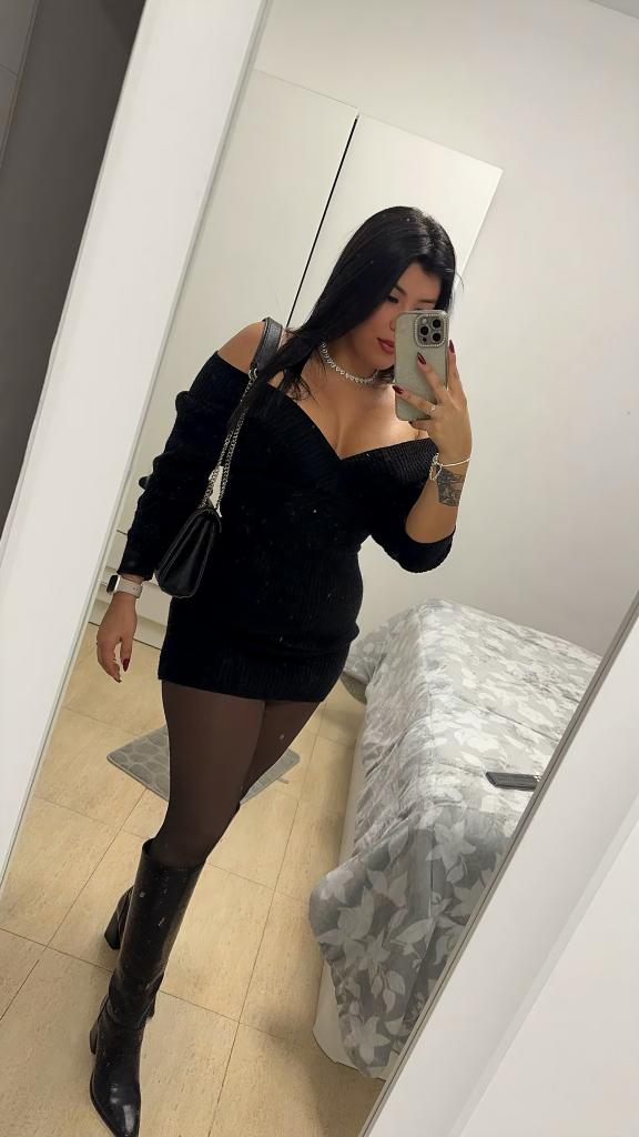 Chica busca chico en Almería: 