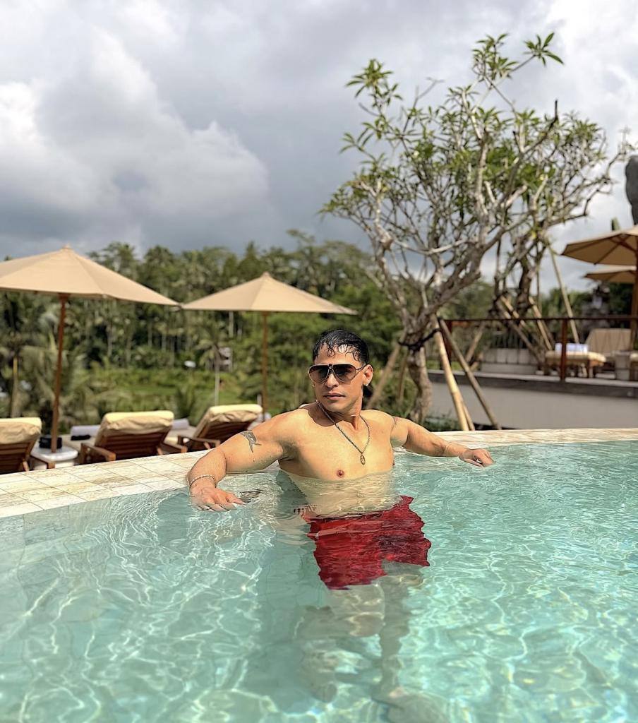 Chico busca chica en Málaga: 