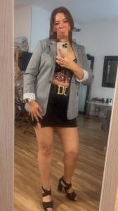 672552173: Chica busca chico en Madrid