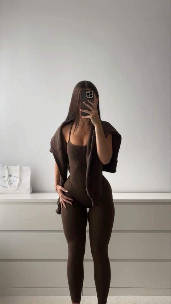 611208361: Chica busca chico en Tenerife