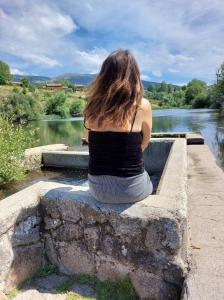 643964542: Chica busca chico en Segovia